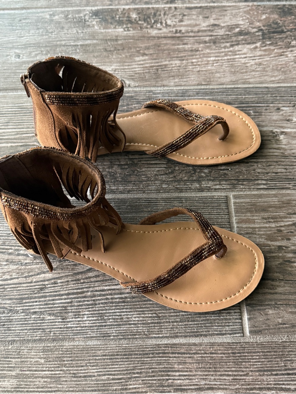 Minnetonka Women's Beaded Brown Fringe Ankle Sandals